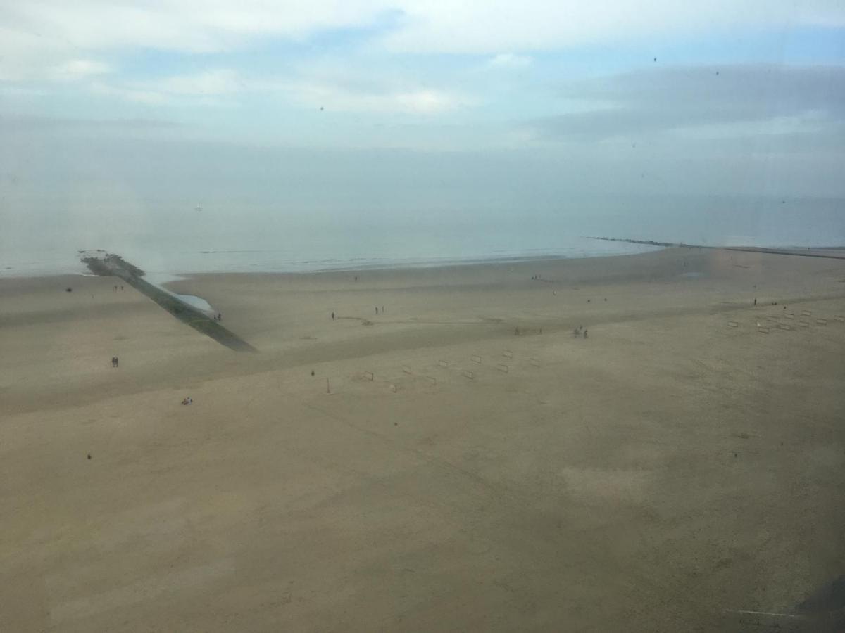 Appartement Spacieux Vue Sur Mer Blankenberge Exteriör bild